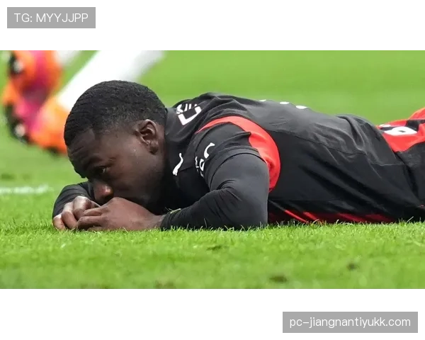 莱奥是否被战术限制 解析其战术定位对赛场发挥的影响