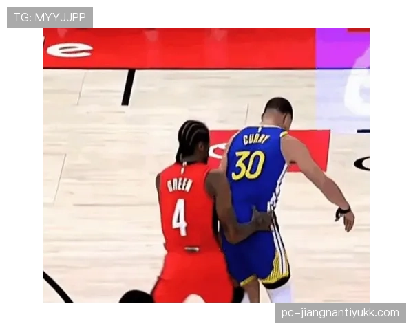 格林挡拆制造错位较上季更主导勇士节奏